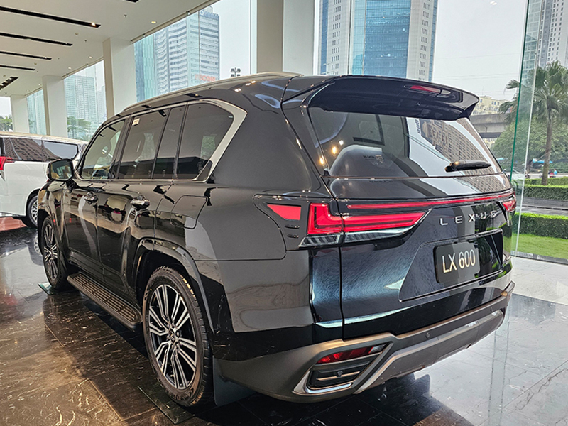 Lexus LX 600 Urban