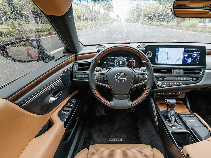 Lexus ES 300h